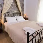 Pleiades Seaside Residences In Mani