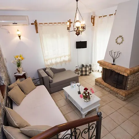 Pleiades Seaside Residences In Mani