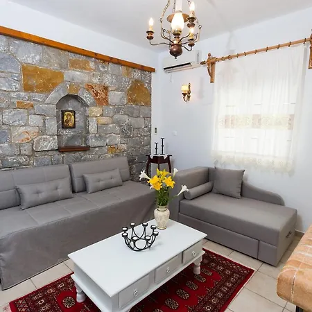 Pleiades Seaside Residences In Mani *