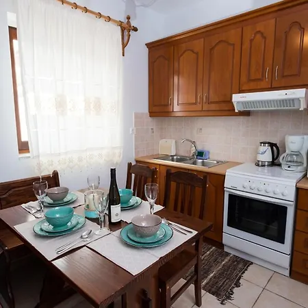 Pleiades Seaside Residences In Mani * Agios Nikolaos (Mani)